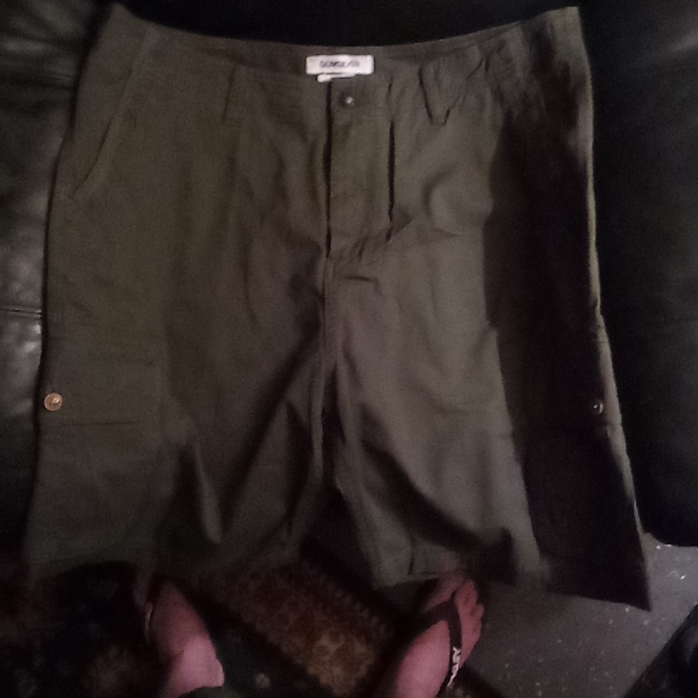 Quiksilver cargo shorts EUC